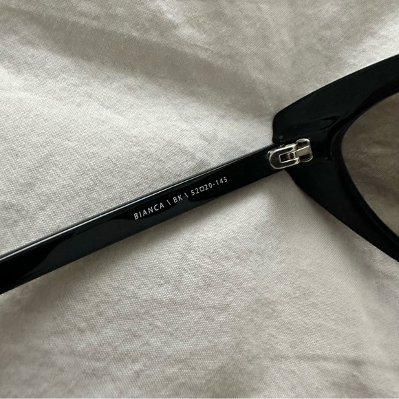 PARADIGM CAT EYE SUNGLASSES - Bianca in Black - Picture 8 of 10